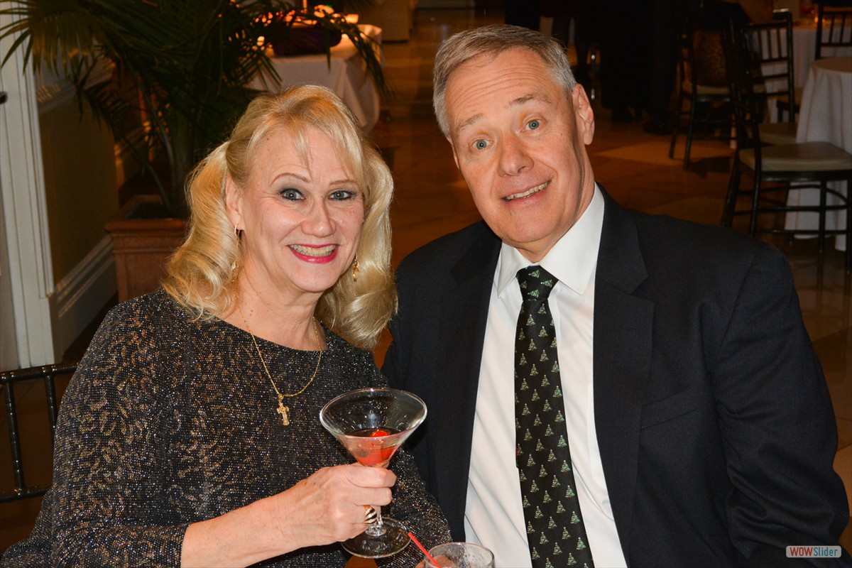 Christine Schroller and Keith Van Saders enjoy the cocktail reception