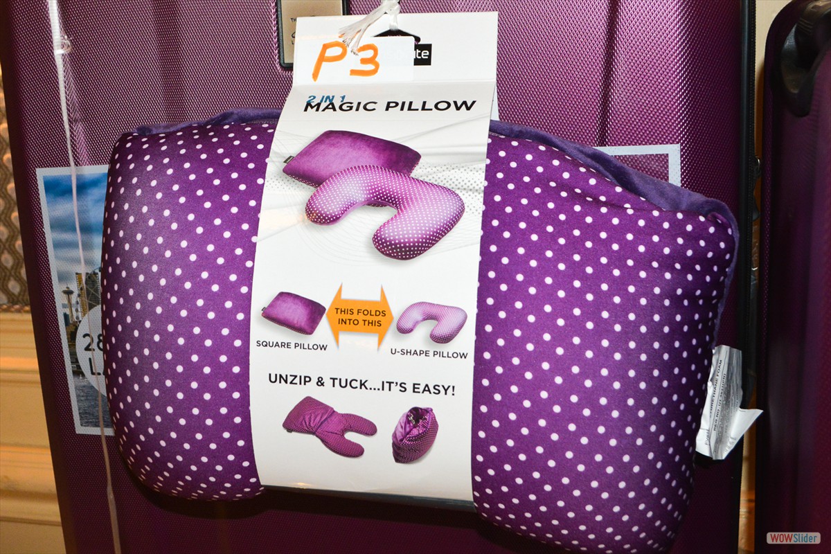 Valued Prize: A 2 in 1 Magic Pillow!
