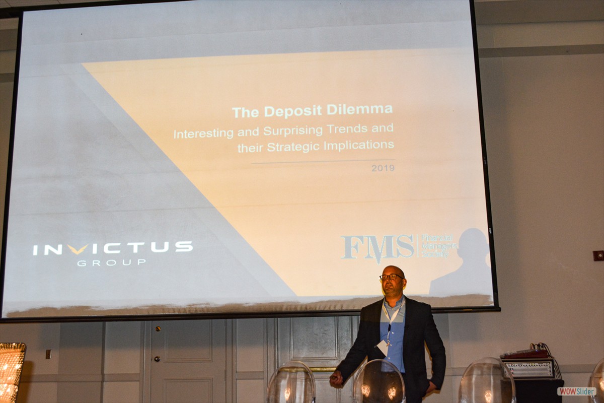 Adam Mustafa from Invictus Group presented deposit strategies in the current interest rate environment.