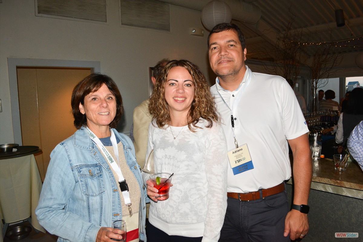 Chapter President Adriano Duarte (r.) with spouse Monica and Linda Stahl (l.)
